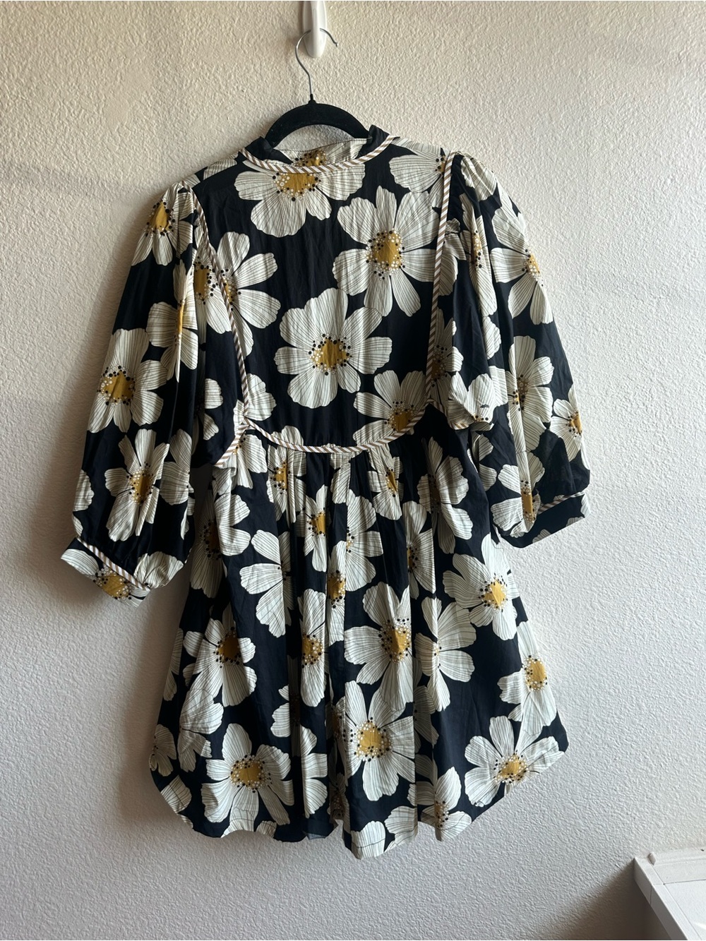 Womens Entro Floral Dress - Picture 2 of 5
